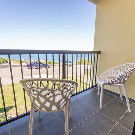 South Seas 5- Absolute Beachfront Wifi Views Port Elliot Exterior photo